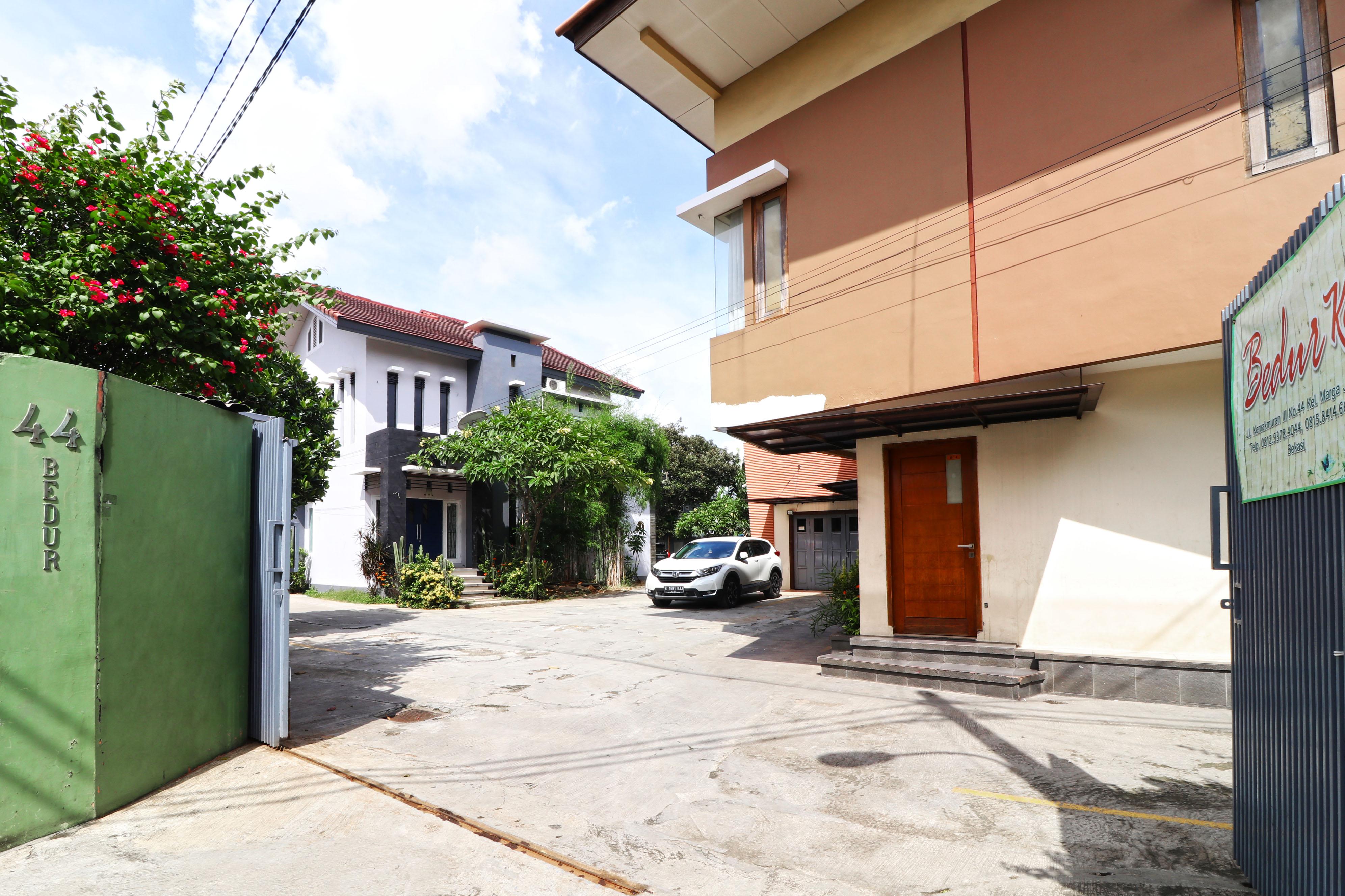 Bedur Homestay Syariah Bekasi Ngoại thất bức ảnh