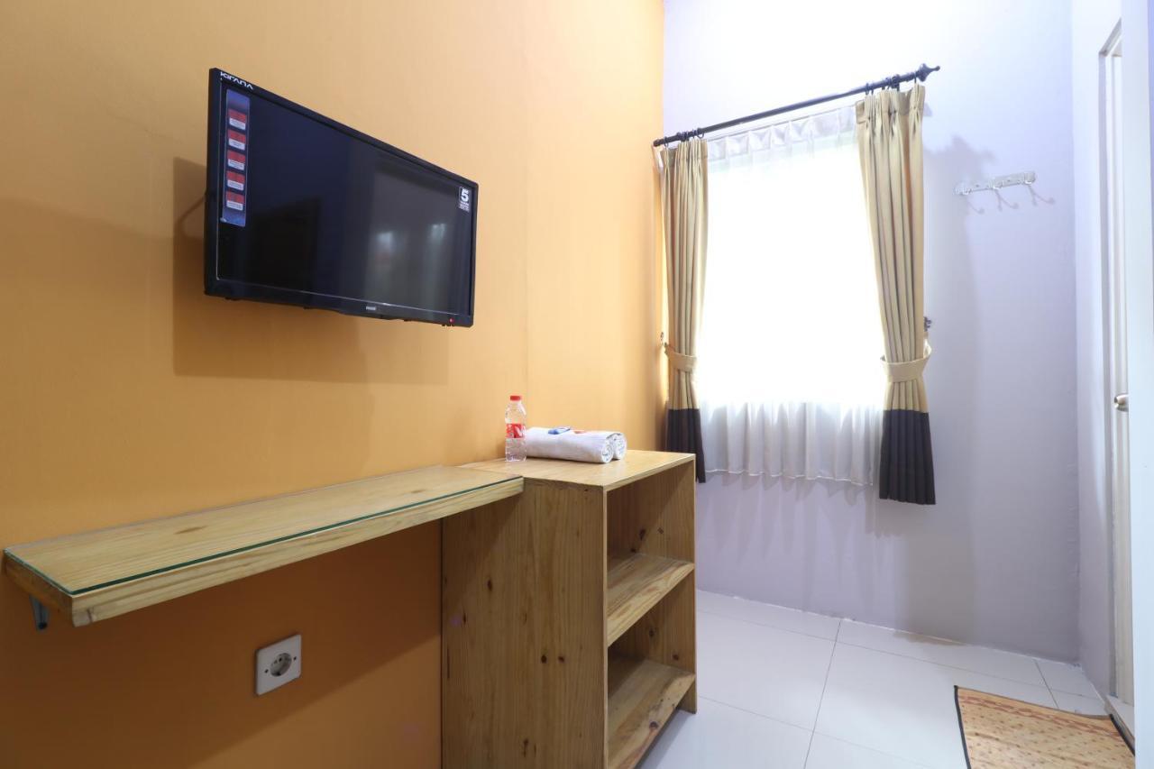 Bedur Homestay Syariah Bekasi Ngoại thất bức ảnh